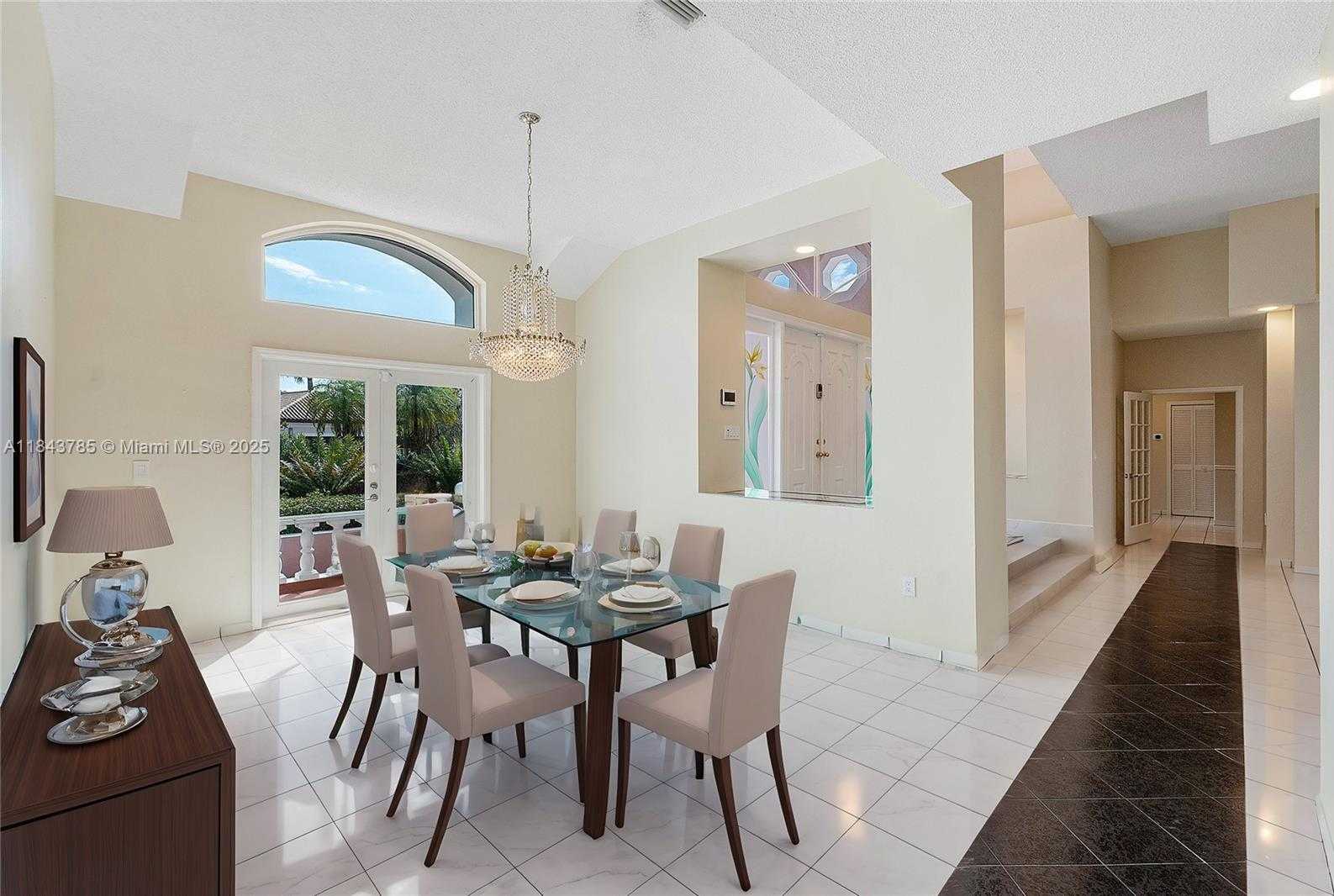 Small Image of 7469 SOUTH WEST 168TH TER #., Palmetto Bay Number 5