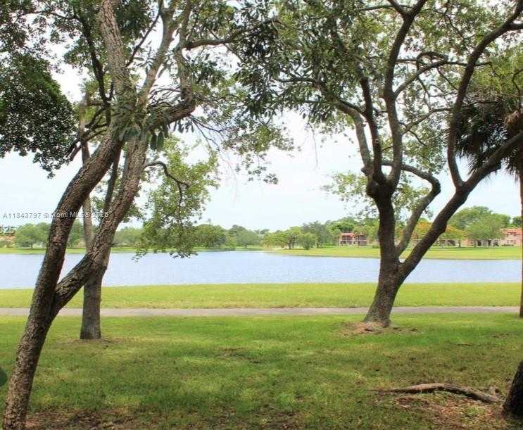 Small Image of Miami Number 11