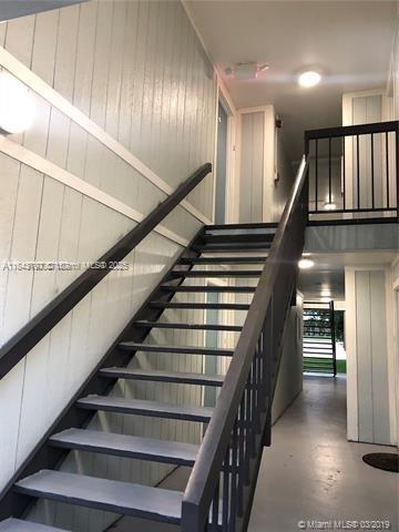 Small Image of Miami Number 4