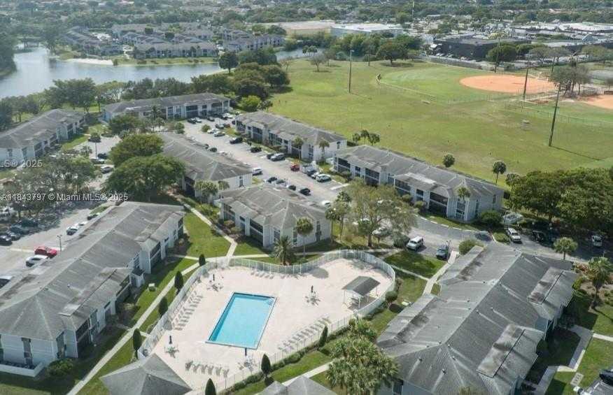 Small Image of Miami Number 7