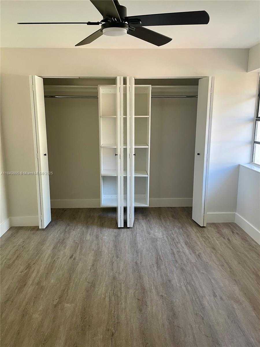 Small Image of 11439 SOUTH WEST 132ND PL #73-3, Miami Number 24