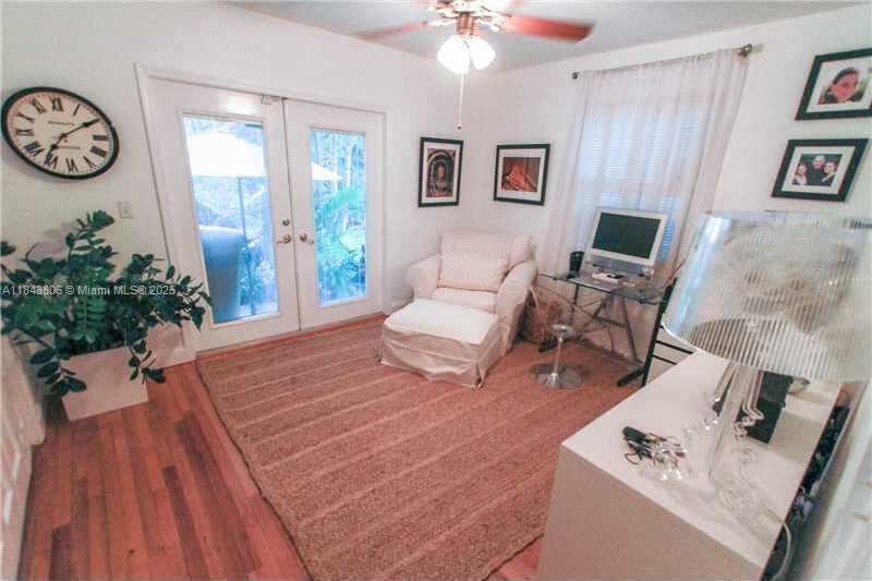 Small Image of Coral Gables Number 19
