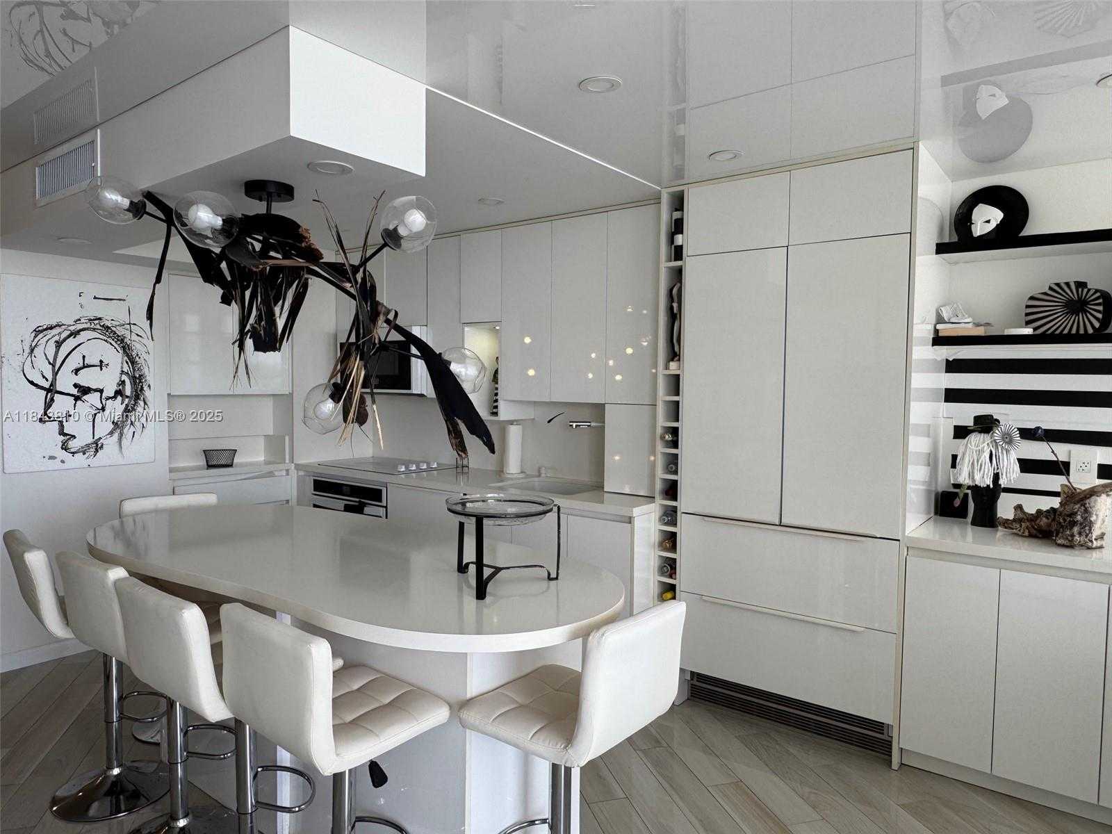 Small Image of 250 174TH ST #918, Sunny Isles Beach Number 7
