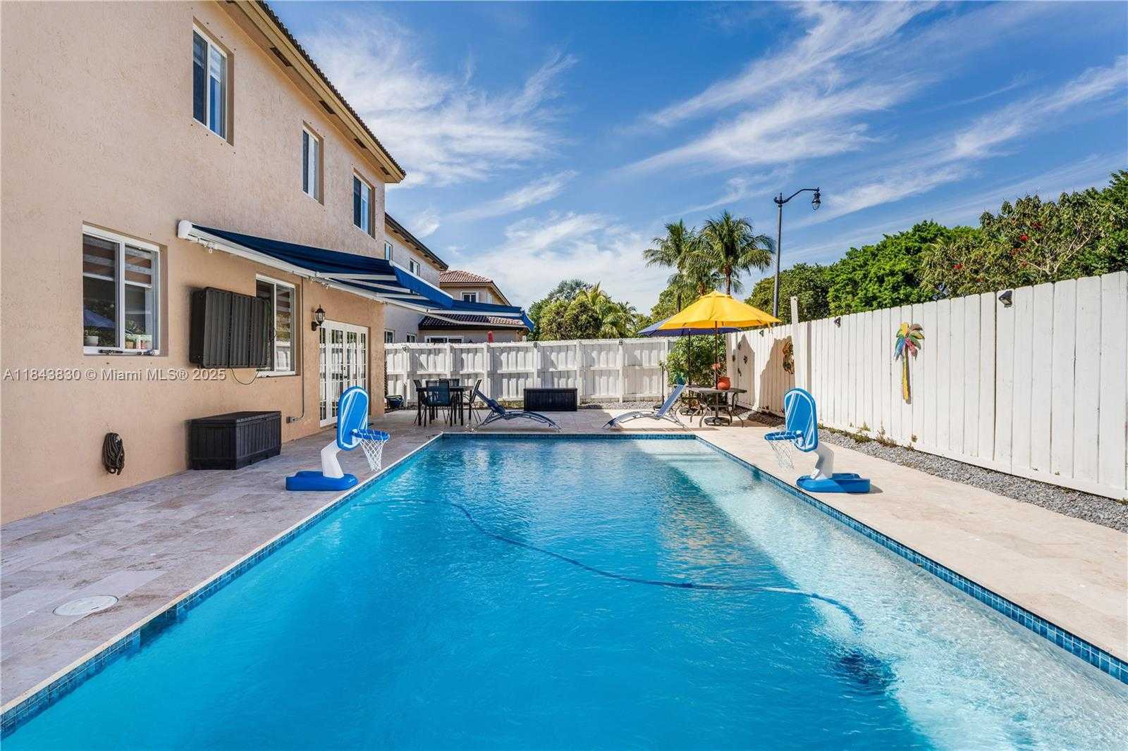 Small Image of 2126 NORTH EAST 38TH RD #2126, Homestead Number 8