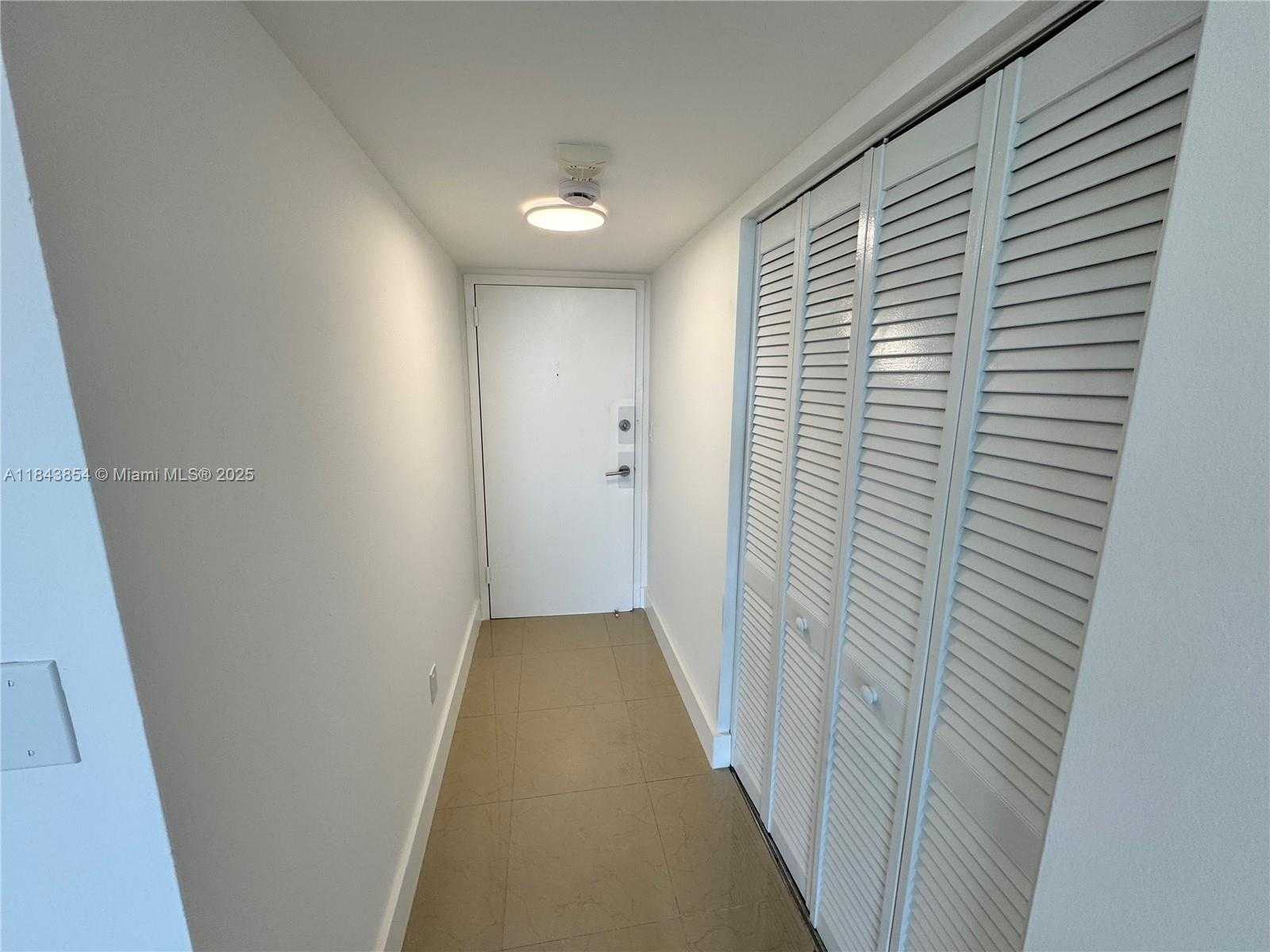 Small Image of 2000 NORTH EAST 135TH ST #807, North Miami Number 20