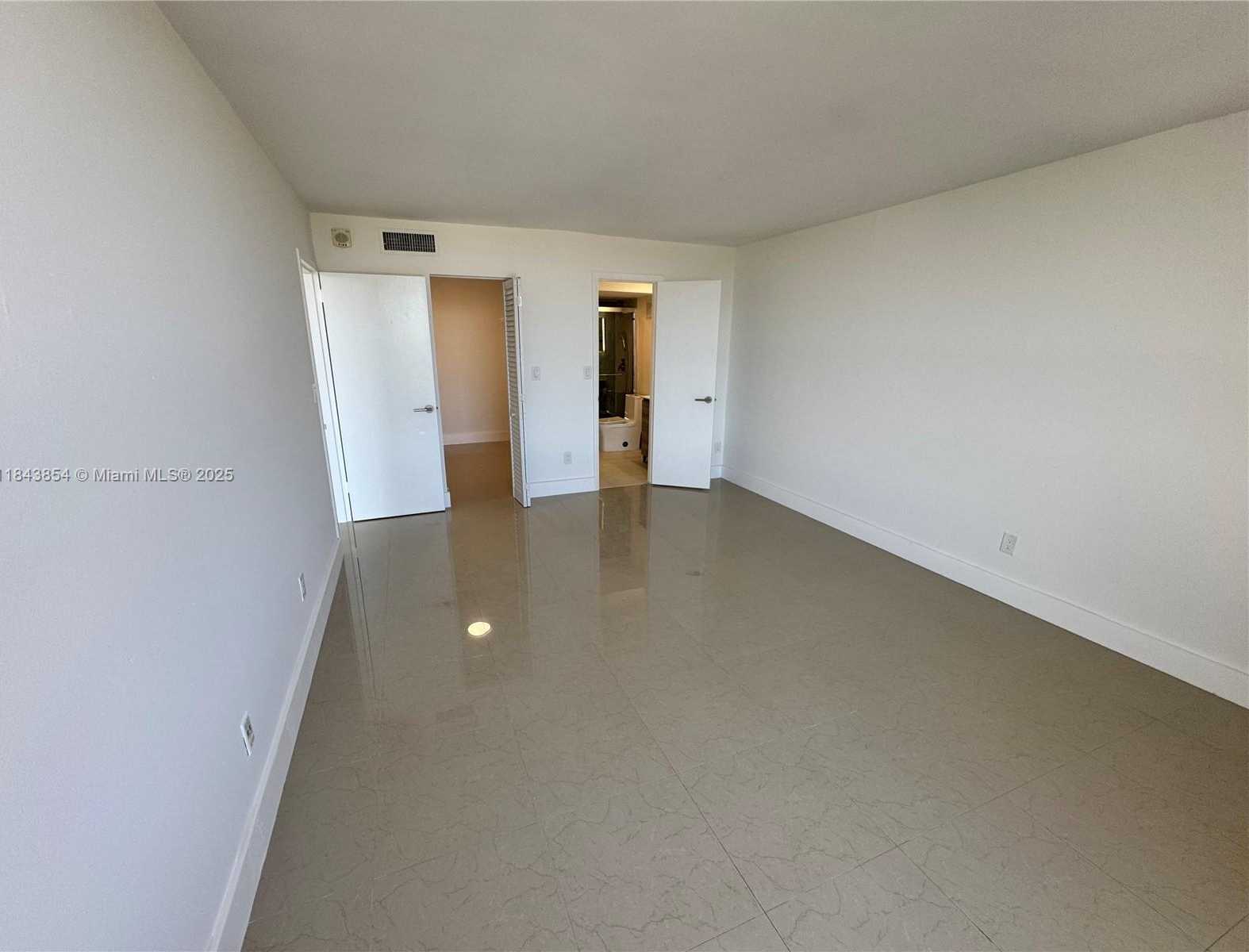 Small Image of 2000 NORTH EAST 135TH ST #807, North Miami Number 24