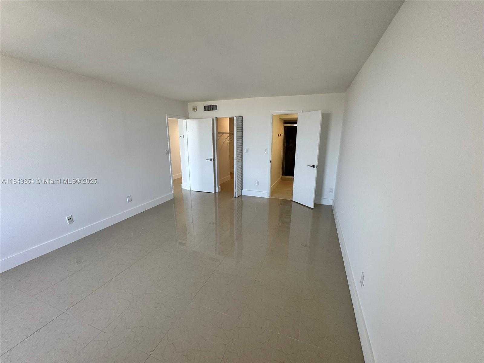 Small Image of 2000 NORTH EAST 135TH ST #807, North Miami Number 25