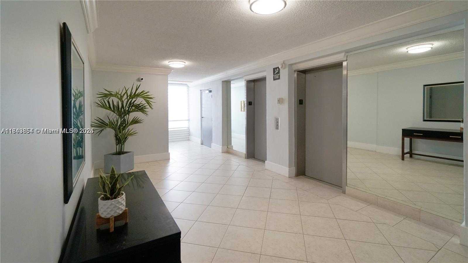 Small Image of 2000 NORTH EAST 135TH ST #807, North Miami Number 40