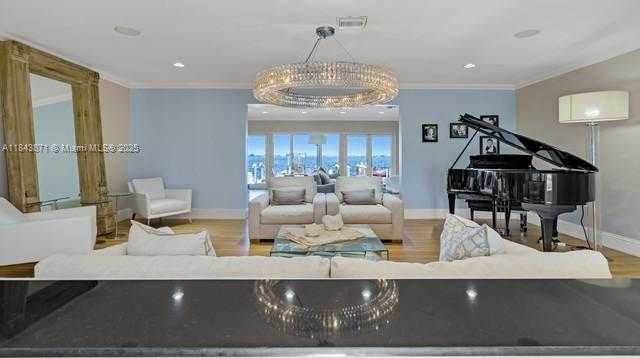 Small Image of 9999 NORTH EAST 13TH AVE, Miami Shores Number 33