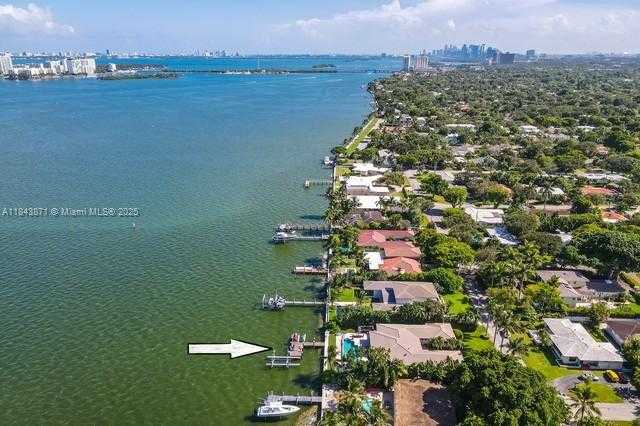 Small Image of 9999 NORTH EAST 13TH AVE, Miami Shores Number 6