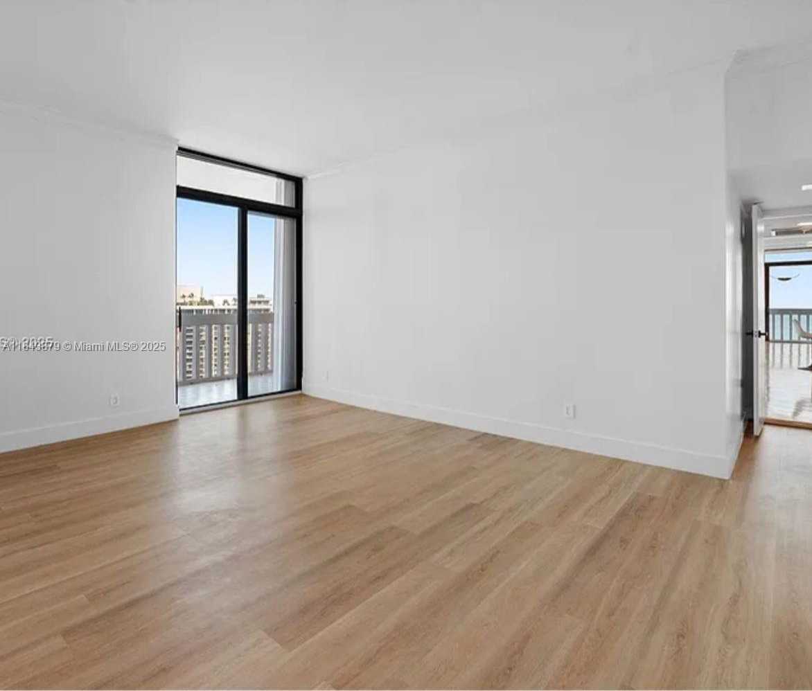 Small Image of 19355 TURNBERRY WAY #PHK, Aventura Number 15