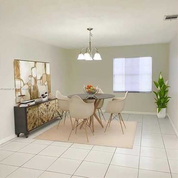 Small Image of 16910 SOUTH WEST 109TH AVE, Miami Number 5