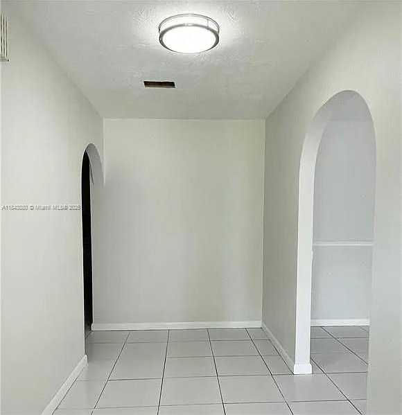 Small Image of 16910 SOUTH WEST 109TH AVE, Miami Number 8