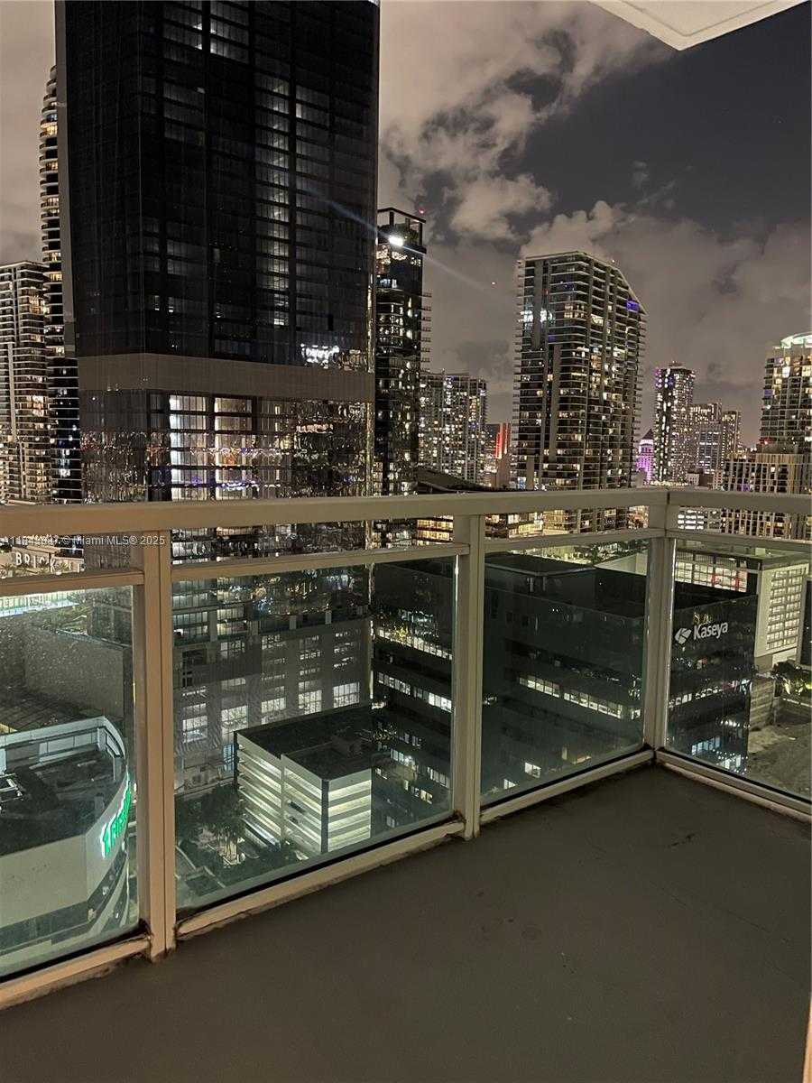 Small Image of 951 BRICKELL AVE #2803, Miami Number 22