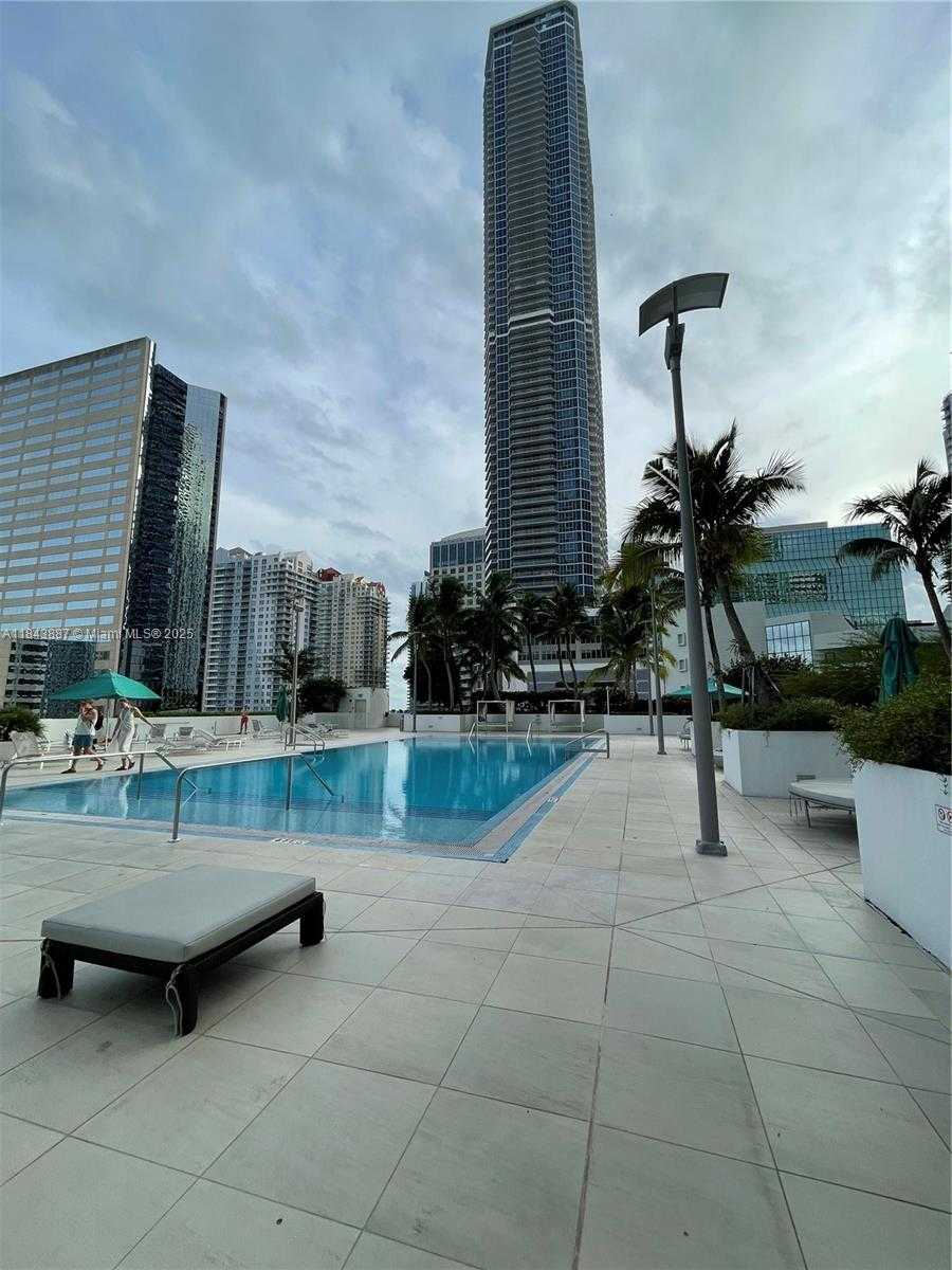 Small Image of 951 BRICKELL AVE #2803, Miami Number 32