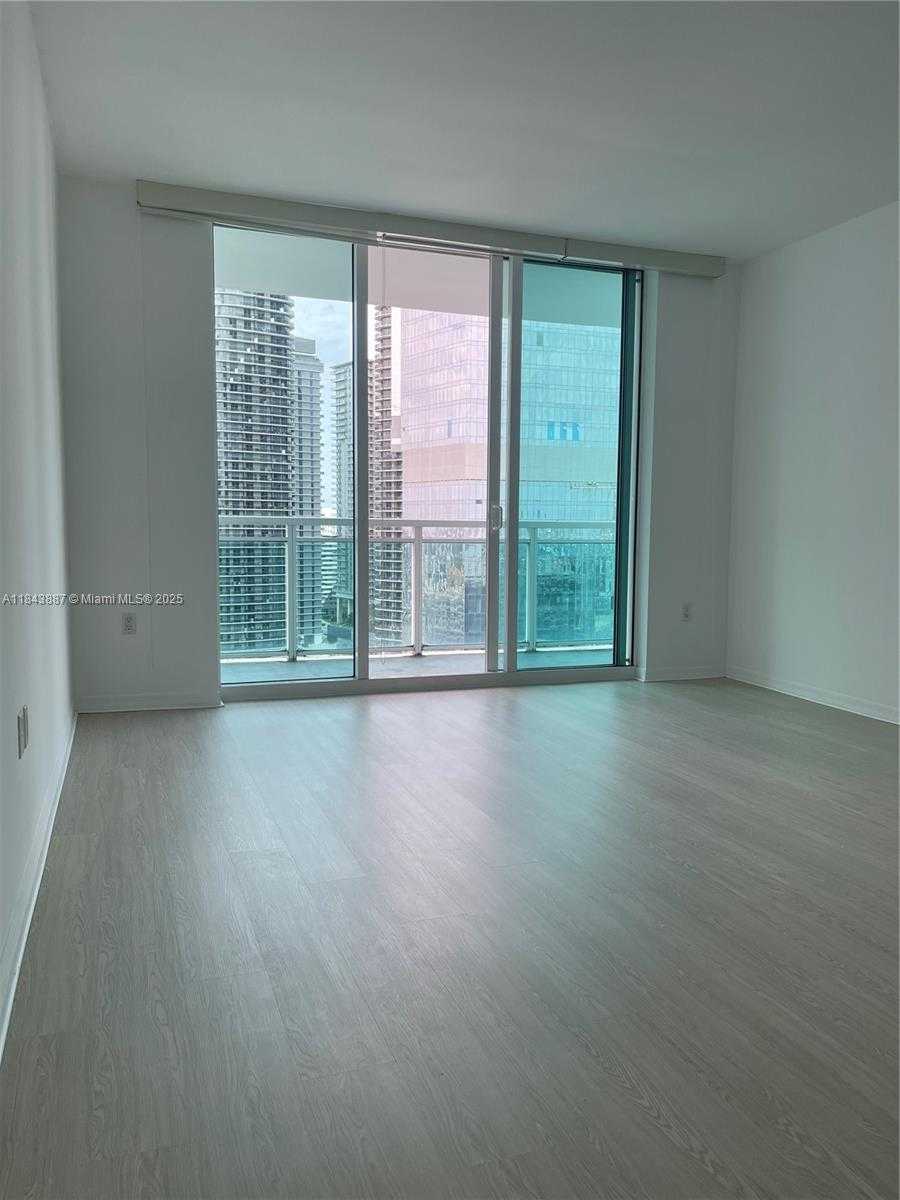 Small Image of 951 BRICKELL AVE #2803, Miami Number 8