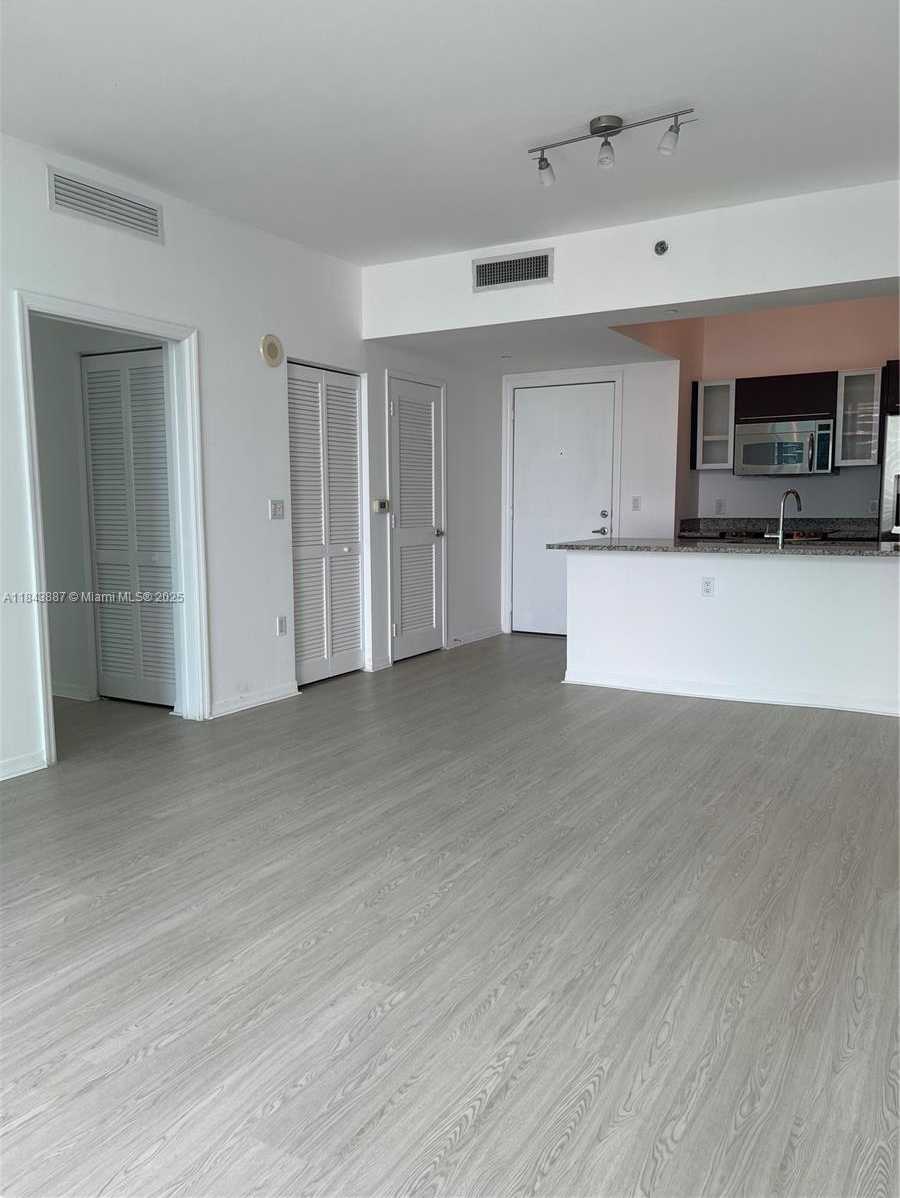 Small Image of 951 BRICKELL AVE #2803, Miami Number 9