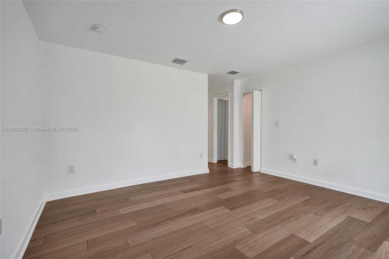Small Image of 12254 SOUTH WEST 217TH ST, Miami Number 20