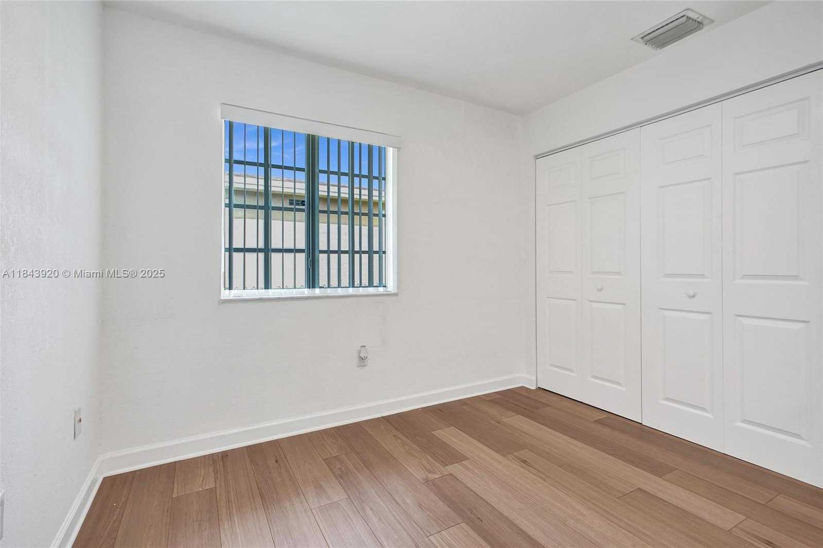 Small Image of 12254 SOUTH WEST 217TH ST, Miami Number 27