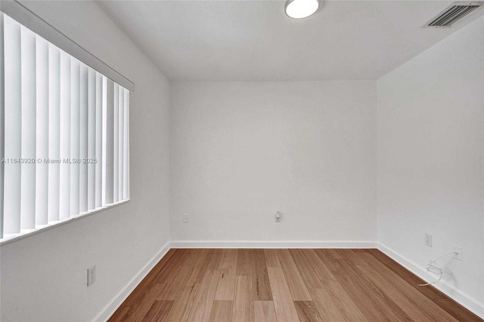 Small Image of 12254 SOUTH WEST 217TH ST, Miami Number 37