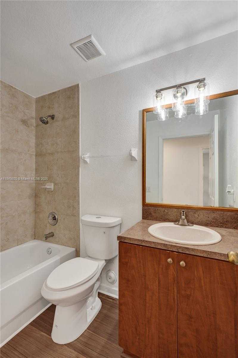 Small Image of 12254 SOUTH WEST 217TH ST, Miami Number 39