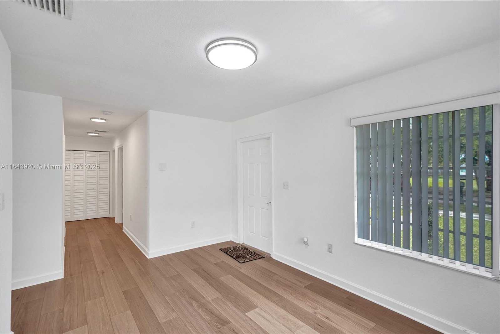 Small Image of 12254 SOUTH WEST 217TH ST, Miami Number 4