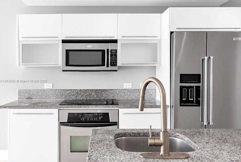 Small Image of 888 BISCAYNE BLVD #3605, Miami Number 11