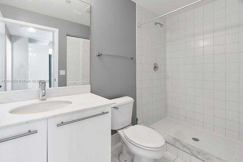 Small Image of 888 BISCAYNE BLVD #3605, Miami Number 21
