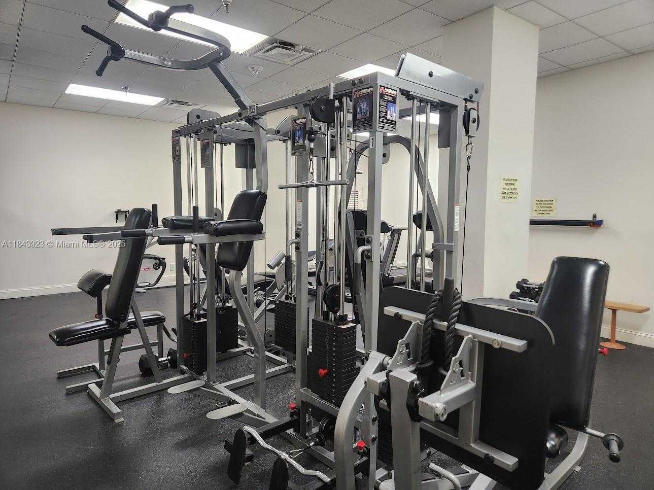 Small Image of 290 174TH ST #1515, Sunny Isles Beach Number 13