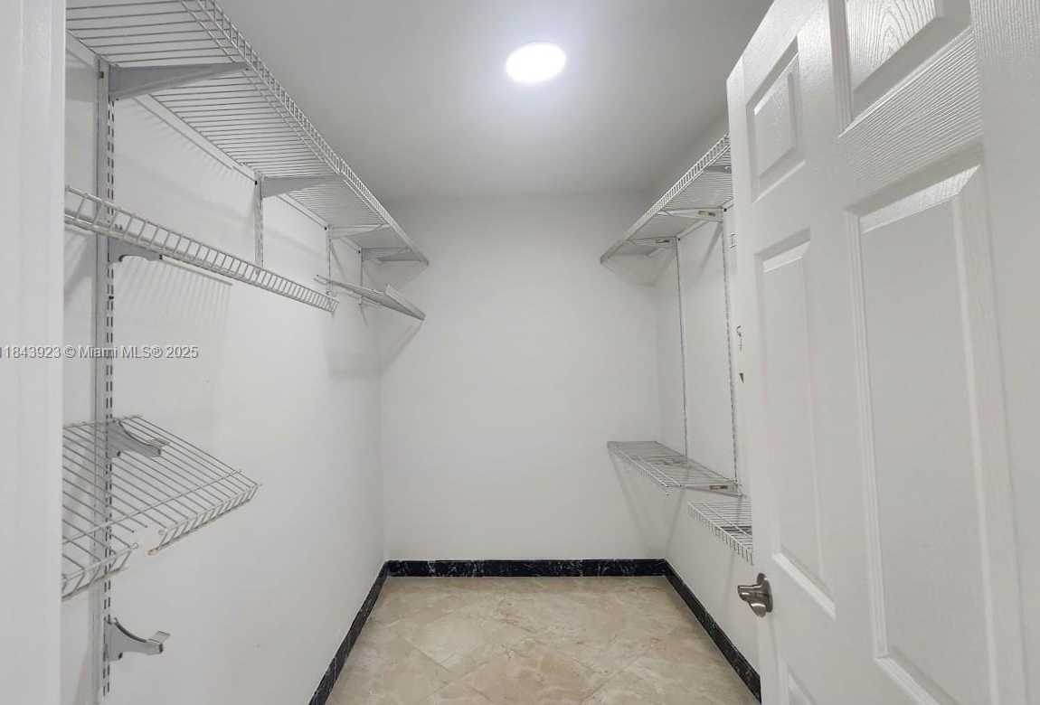 Small Image of 290 174TH ST #1515, Sunny Isles Beach Number 9