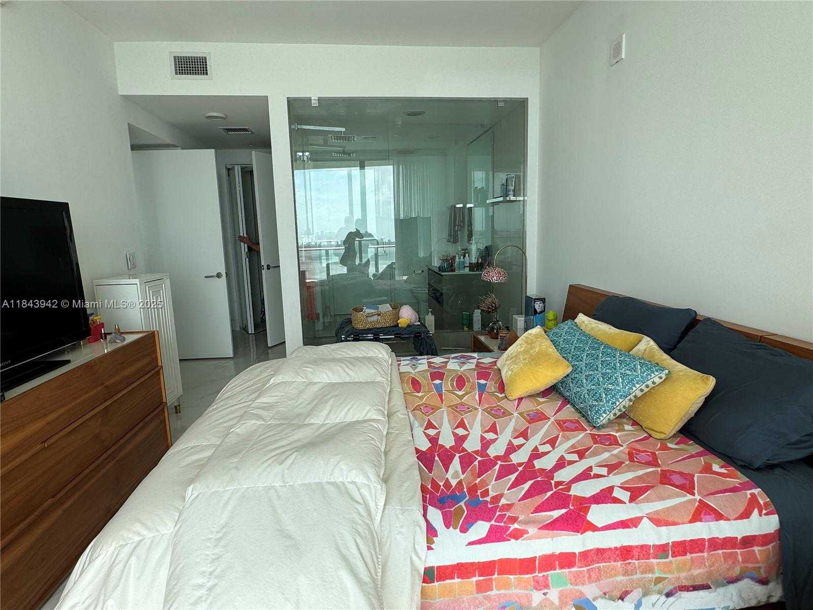 Small Image of 460 NORTH EAST 28TH ST #3502, Miami Number 19