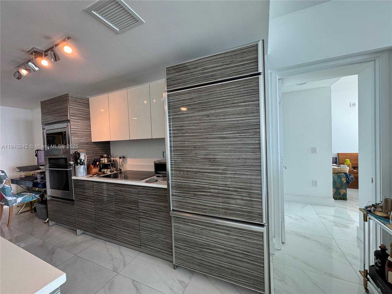 Small Image of 460 NORTH EAST 28TH ST #3502, Miami Number 5
