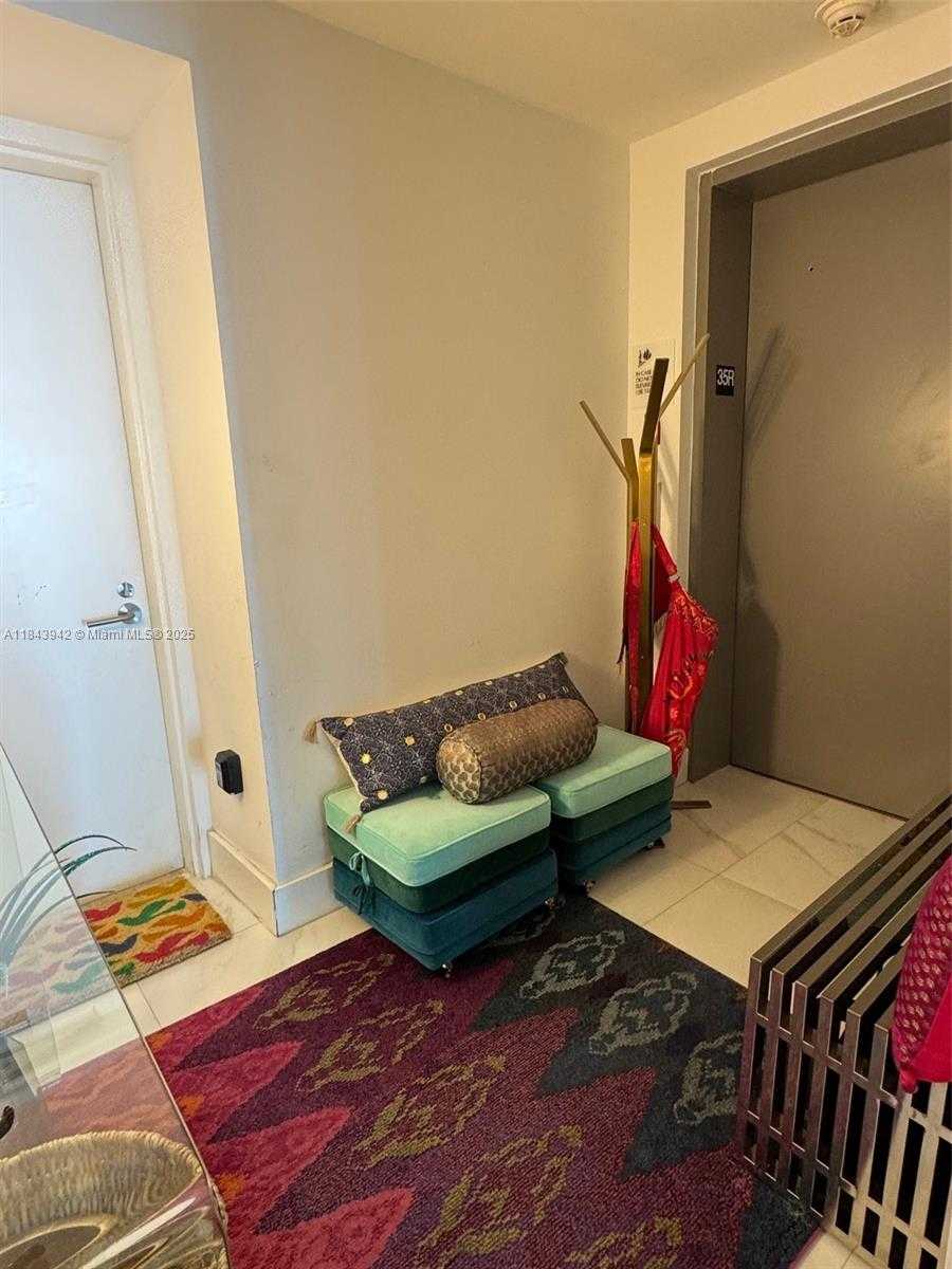 Small Image of 460 NORTH EAST 28TH ST #3502, Miami Number 8