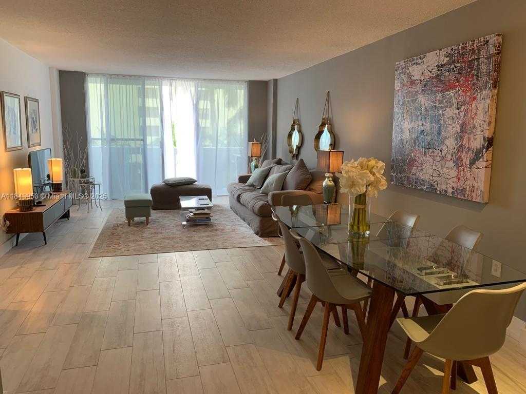 Small Image of 800 WEST AVE #520, Miami Beach Number 2