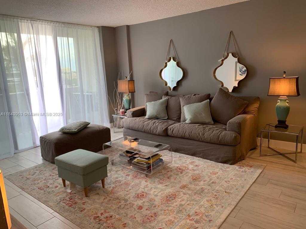 Small Image of 800 WEST AVE #520, Miami Beach Number 4