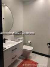 Small Image of 100 SOUTH POINTE DR #2301, Miami Beach Number 24