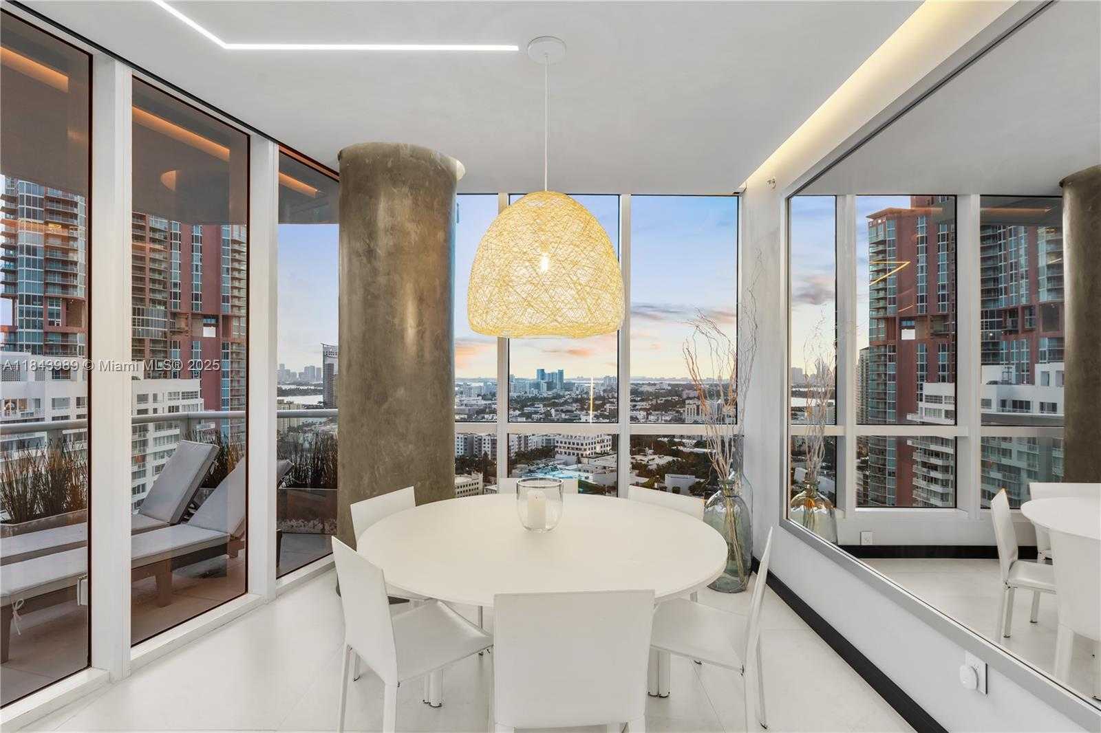Small Image of 100 SOUTH POINTE DR #2301, Miami Beach Number 6