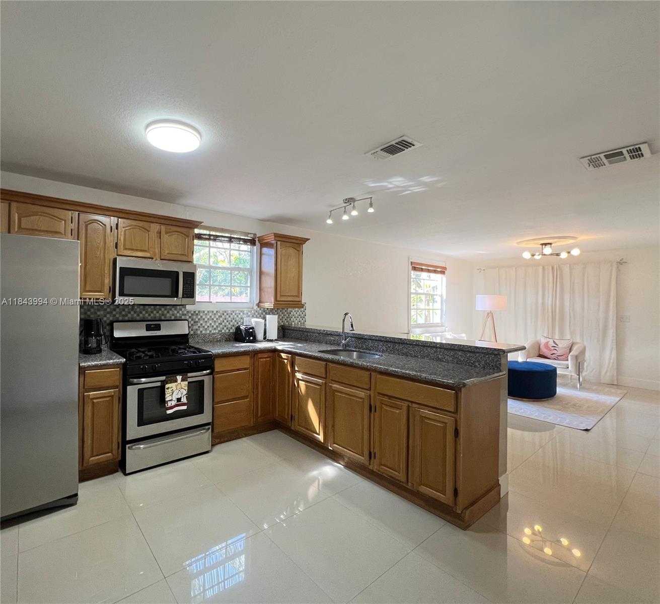 Small Image of 636 NORTH WEST 11TH ST #636, Miami Number 3