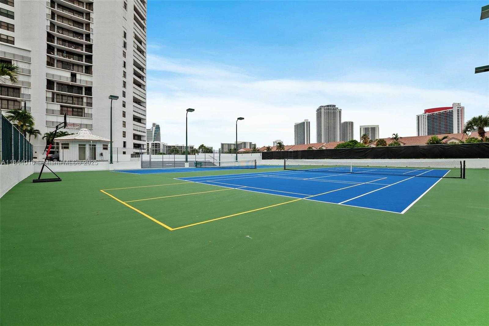 Small Image of 300 THREE ISLANDS BLVD #707, Hallandale Beach Number 27