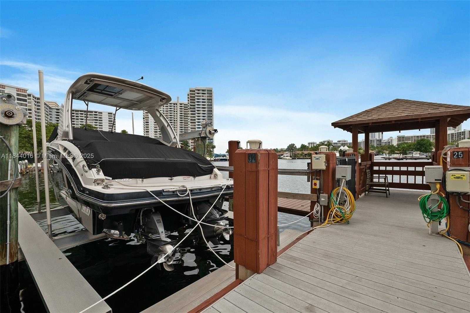 Small Image of 300 THREE ISLANDS BLVD #707, Hallandale Beach Number 29