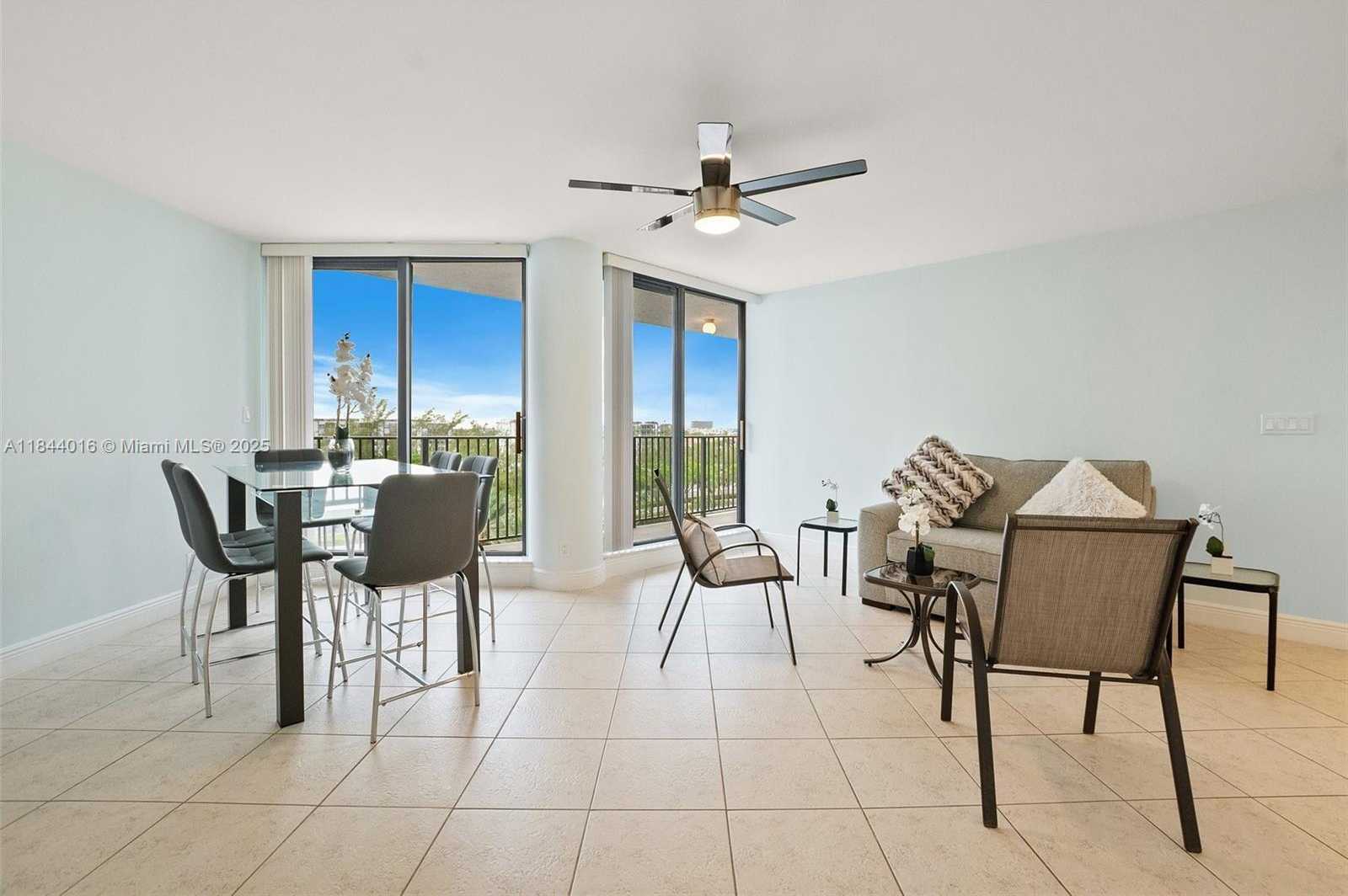 Small Image of 300 THREE ISLANDS BLVD #707, Hallandale Beach Number 5