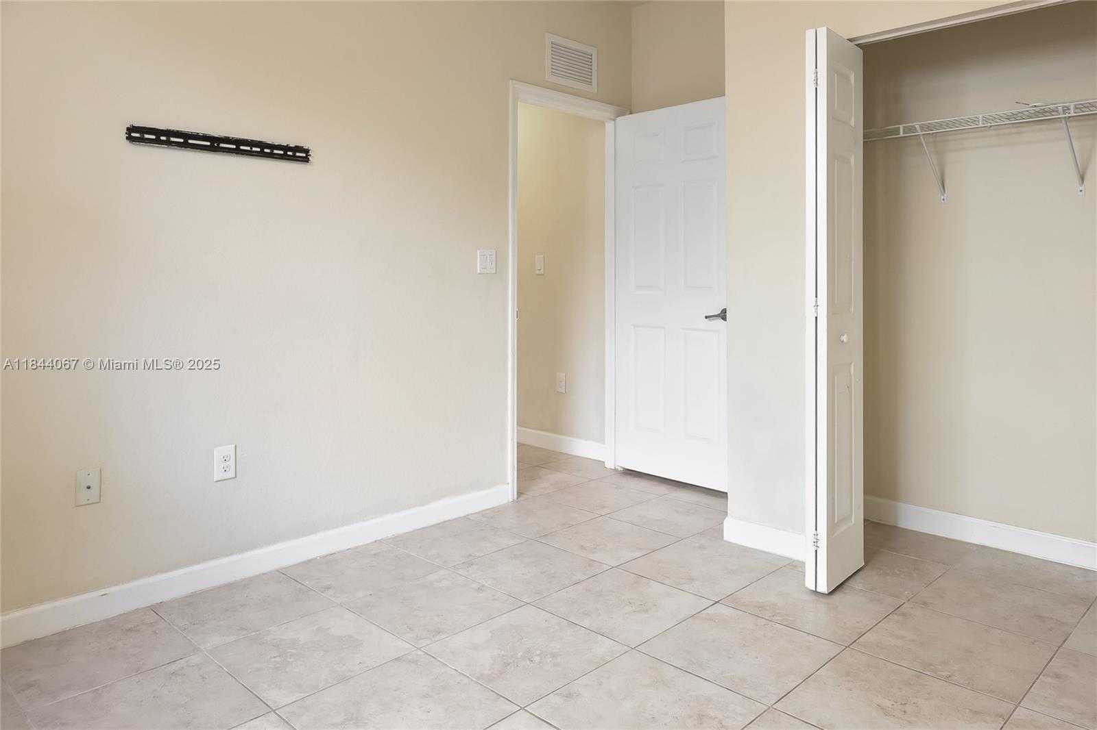 Small Image of 3397 SOUTH EAST 5TH ST, Homestead Number 8