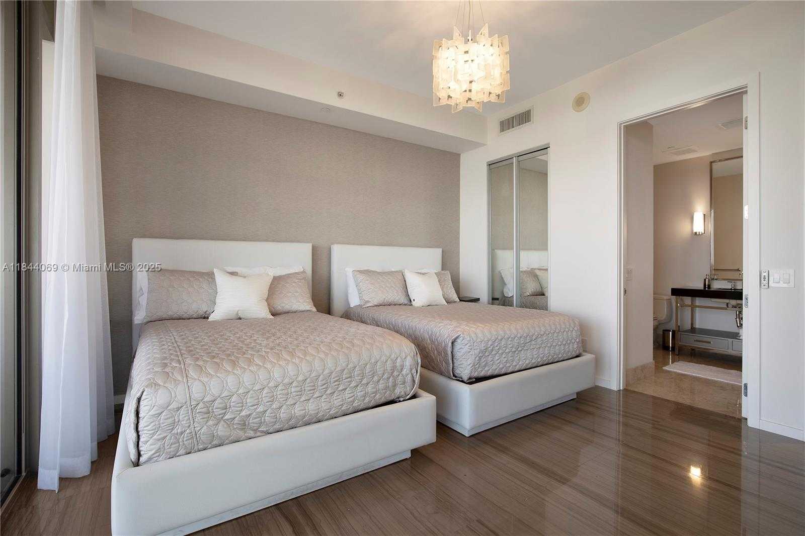 Small Image of 9705 COLLINS AVE #1805N, Bal Harbour Number 36
