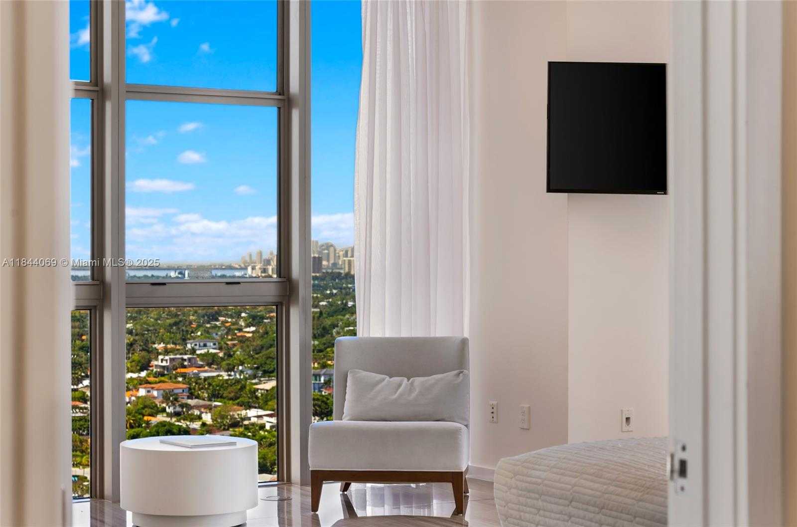 Small Image of 9705 COLLINS AVE #1805N, Bal Harbour Number 43