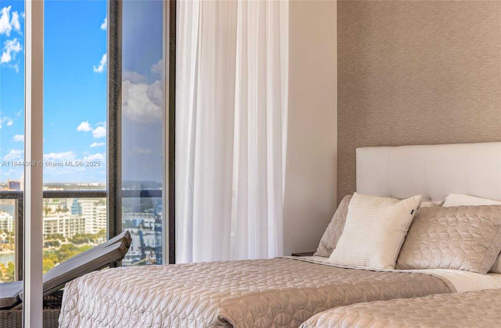 Small Image of 9705 COLLINS AVE #1805N, Bal Harbour Number 50