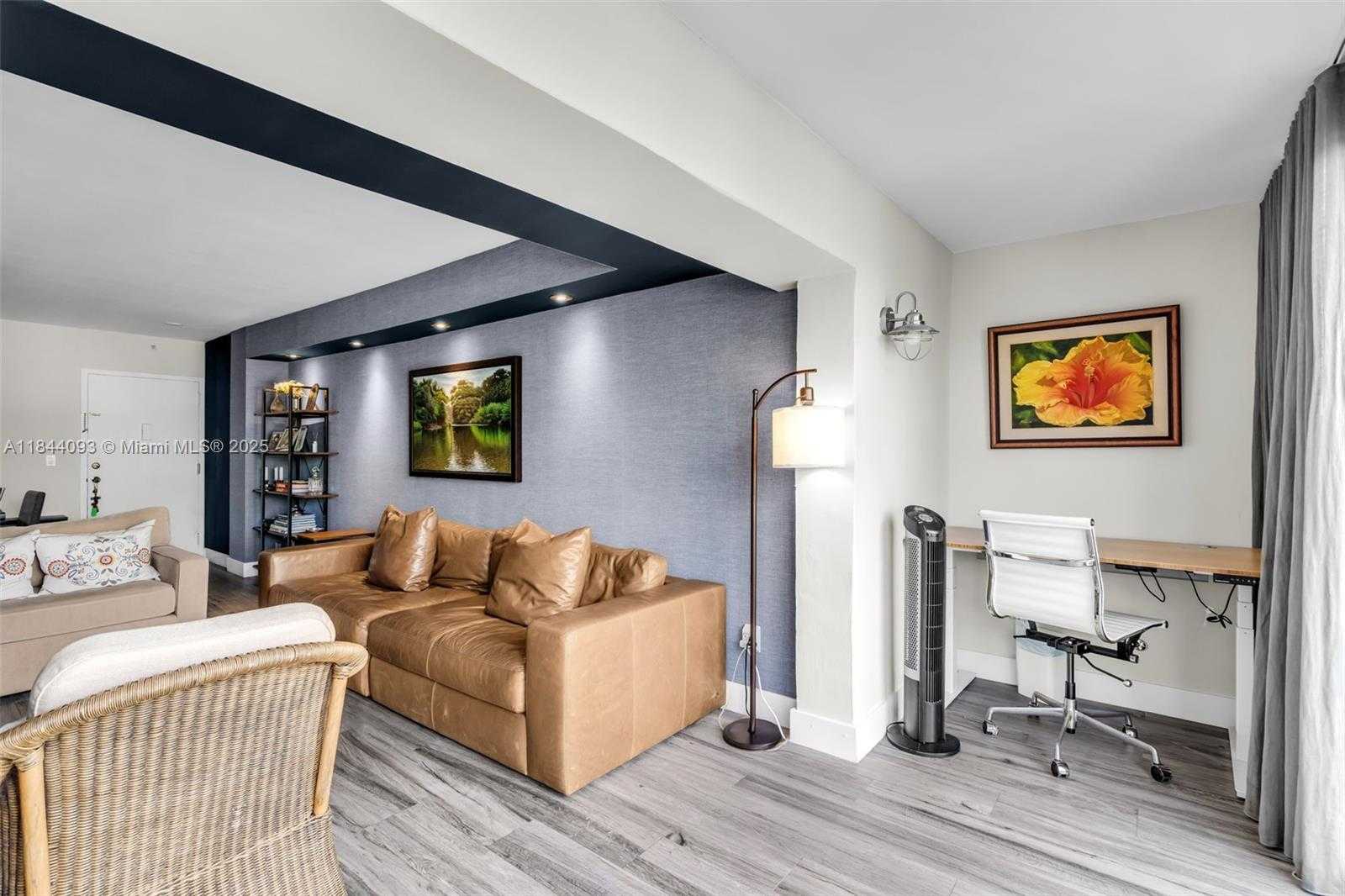 Small Image of 77 CRANDON BLVD #3B, Key Biscayne Number 10