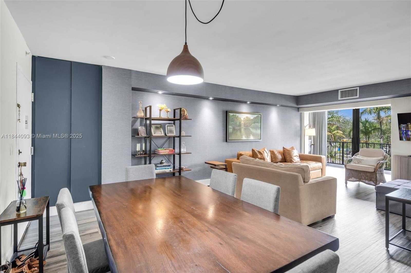 Small Image of 77 CRANDON BLVD #3B, Key Biscayne Number 7