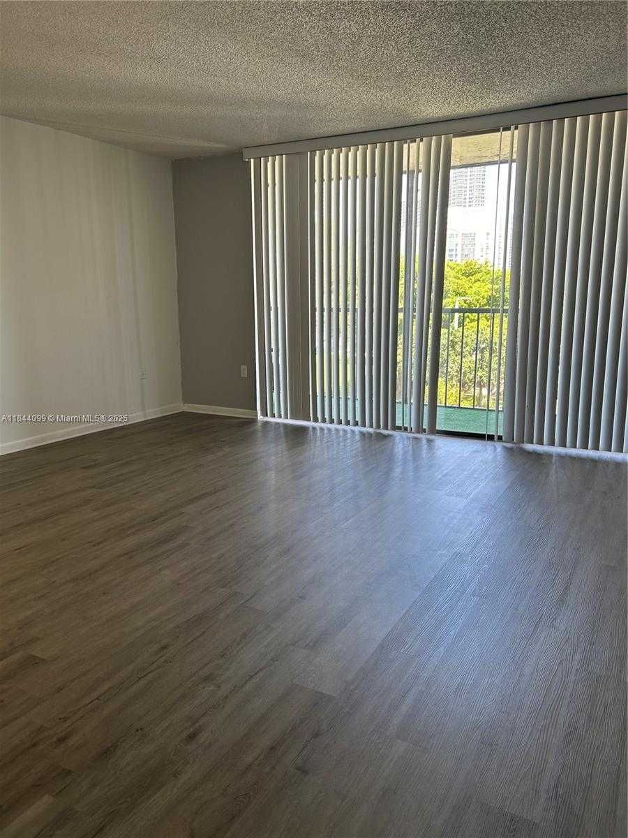 Small Image of 17600 NORTH BAY RD #N406, Sunny Isles Beach Number 2