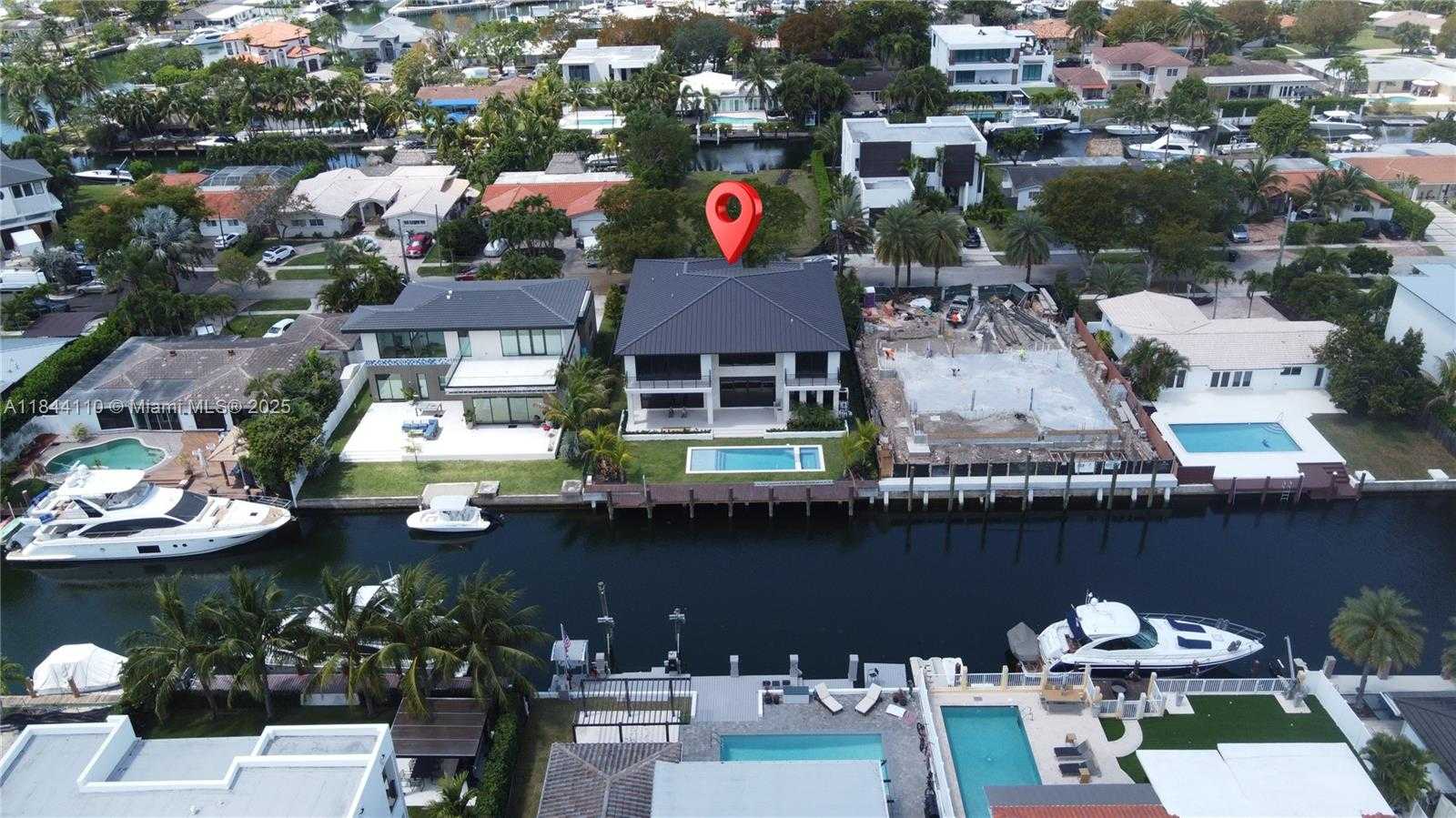 Small Image of 13085 CORONADO TER, North Miami Number 22