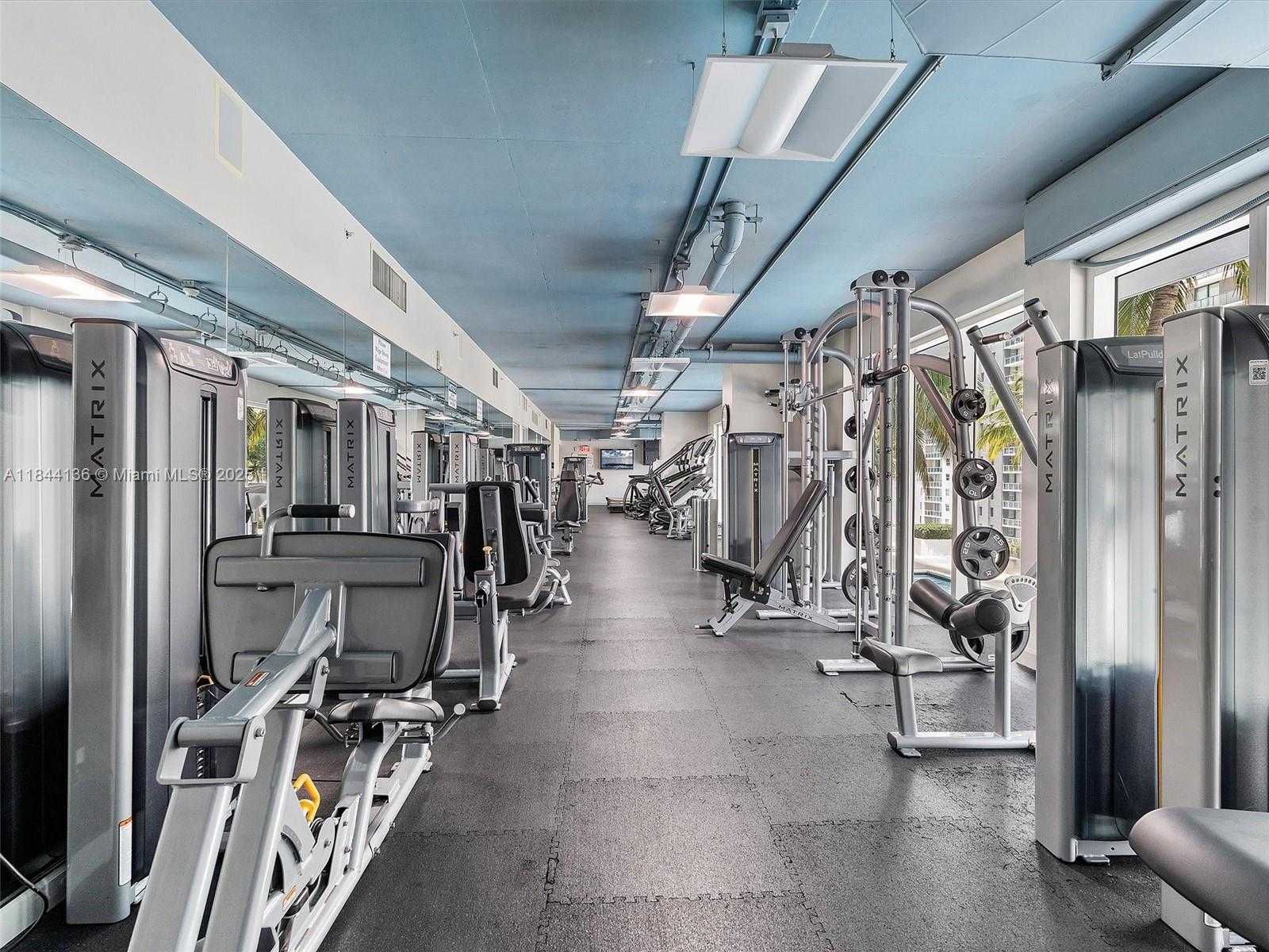 Small Image of Miami Number 30